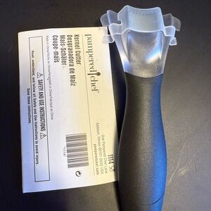 Pampered Chef Black Corn Cutter